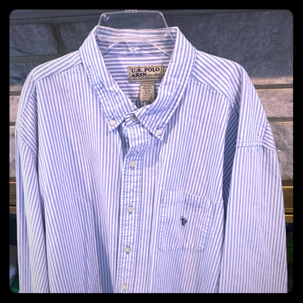 Men’s long sleeve button up